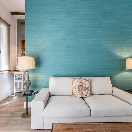 Plaza De Castilla Apartments Madrid Exterior photo