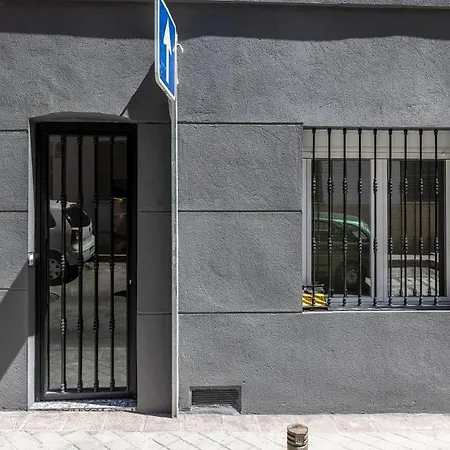 Plaza De Castilla Apartments Madrid Exterior photo