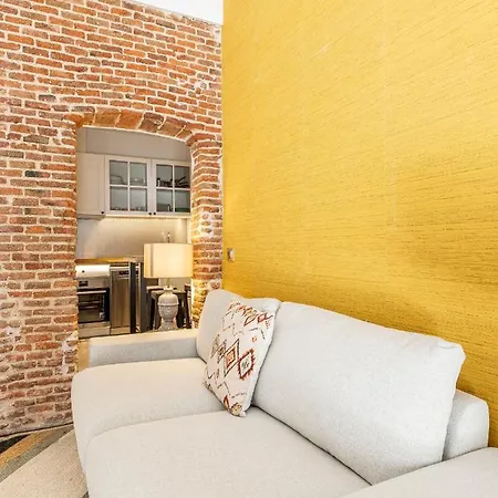 Plaza De Castilla Apartments Madrid Exterior photo
